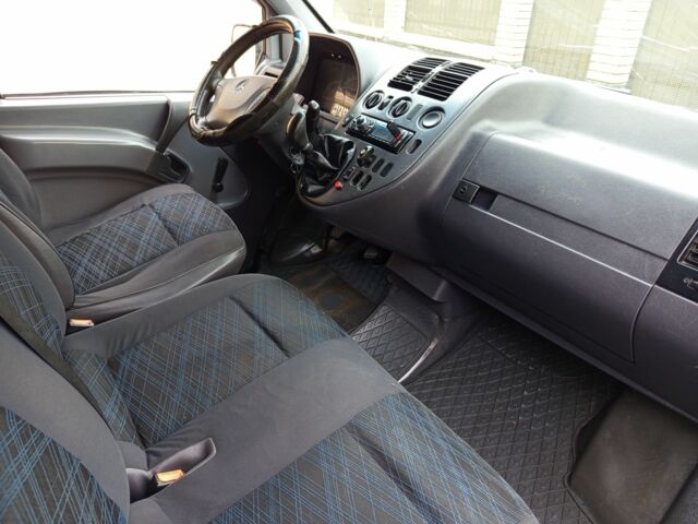 Білий Мерседес Віто, об'ємом двигуна 2.2 л та пробігом 348 тис. км за 3350 $, фото 8 на Automoto.ua