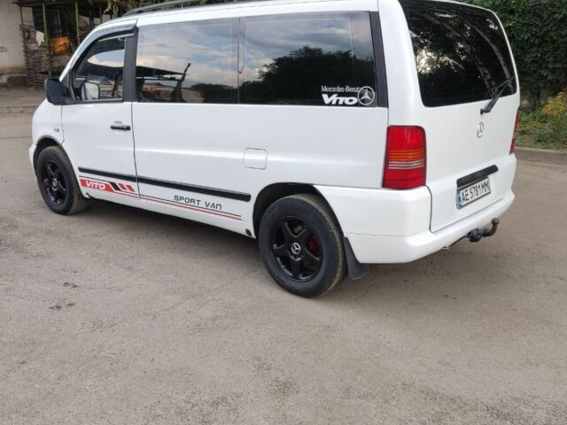Мерседес Вито 2001 в Кривом Роге на Automoto.ua Белый Мерседес Вито, объемом двигателя 2.1 л и пробегом 400 тыс. км за 5999 $, фото 2 на Automoto.ua