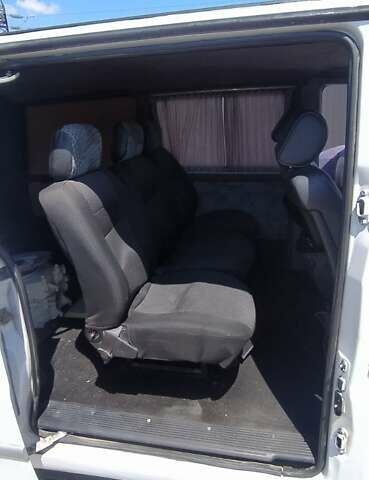 Белый Мерседес Вито, объемом двигателя 2.15 л и пробегом 550 тыс. км за 5000 $, фото 7 на Automoto.ua