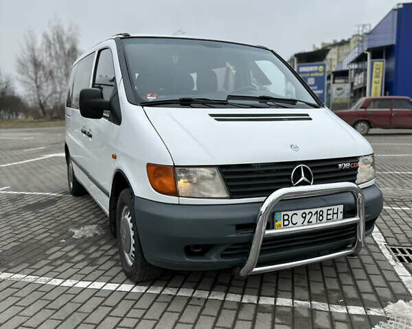 Белый Мерседес Вито, объемом двигателя 2.15 л и пробегом 320 тыс. км за 4800 $, фото 4 на Automoto.ua