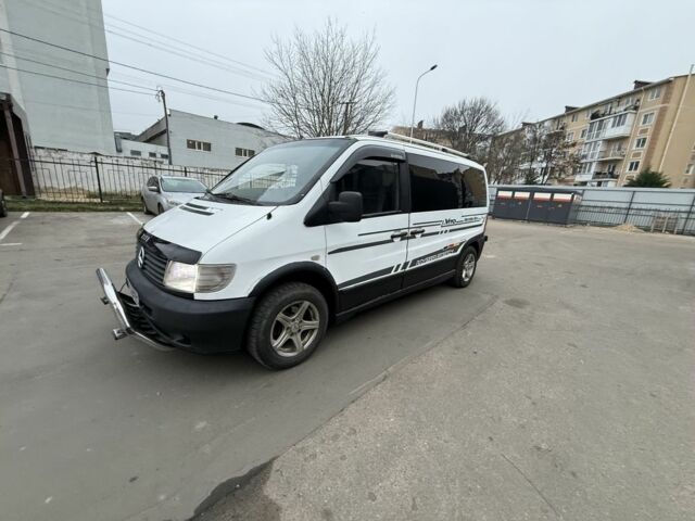 Белый Мерседес Вито, объемом двигателя 2.2 л и пробегом 363 тыс. км за 4200 $, фото 8 на Automoto.ua