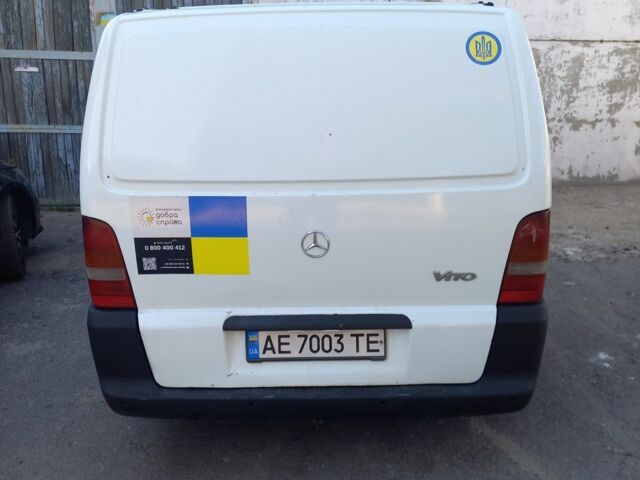 Белый Мерседес Вито, объемом двигателя 2.1 л и пробегом 235 тыс. км за 1800 $, фото 7 на Automoto.ua
