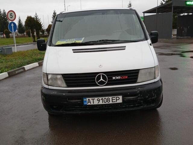 Білий Мерседес Віто, об'ємом двигуна 2.1 л та пробігом 330 тис. км за 3500 $, фото 1 на Automoto.ua