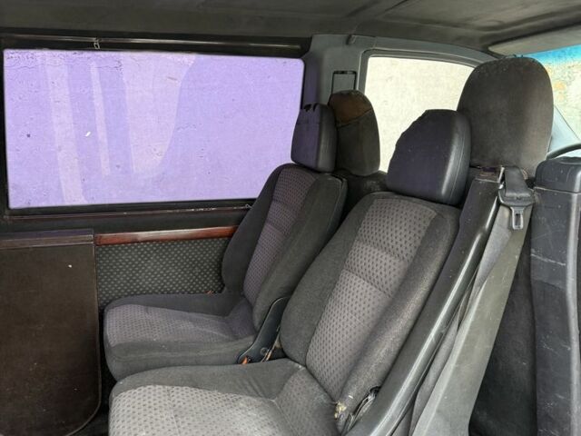 Белый Мерседес Вито, объемом двигателя 2.1 л и пробегом 4 тыс. км за 3100 $, фото 8 на Automoto.ua