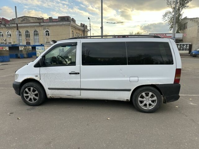 Мерседес Вито 2001 в Николаеве на Automoto.ua Белый Мерседес Вито, объемом двигателя 2.2 л и пробегом 300 тыс. км за 3600 $, фото 6 на Automoto.ua