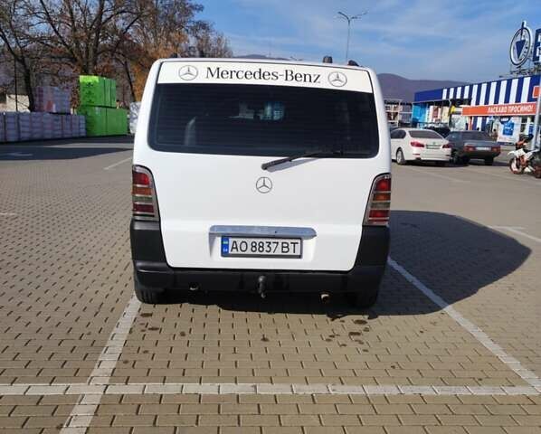 Белый Мерседес Вито, объемом двигателя 2.15 л и пробегом 295 тыс. км за 5400 $, фото 12 на Automoto.ua