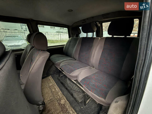 Білий Мерседес Віто, об'ємом двигуна 2.2 л та пробігом 360 тис. км за 4199 $, фото 13 на Automoto.ua