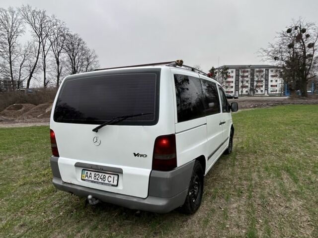 Белый Мерседес Вито, объемом двигателя 2.1 л и пробегом 402 тыс. км за 6500 $, фото 4 на Automoto.ua