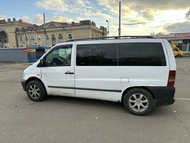 Мерседес Вито 2001 в Николаеве на Automoto.ua Белый Мерседес Вито, объемом двигателя 2.2 л и пробегом 300 тыс. км за 3600 $, фото 5 на Automoto.ua