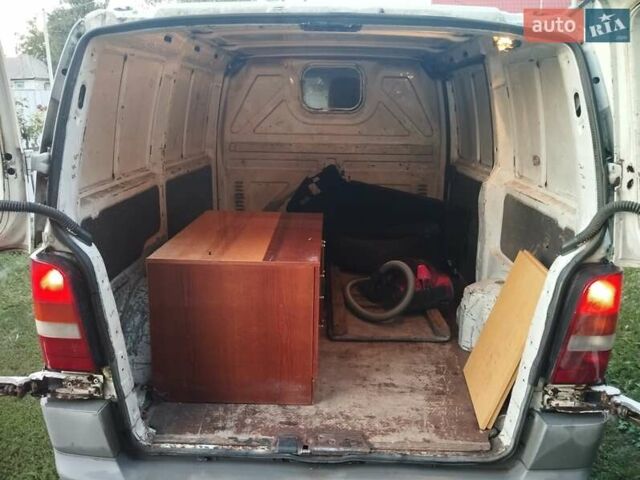 Белый Мерседес Вито, объемом двигателя 2.15 л и пробегом 190 тыс. км за 2500 $, фото 6 на Automoto.ua