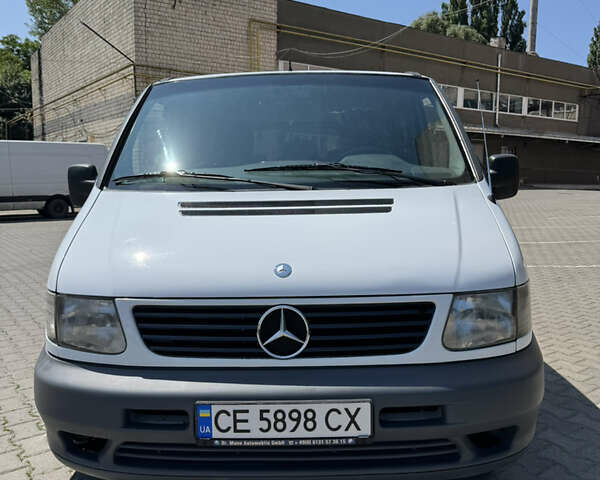 Белый Мерседес Вито, объемом двигателя 2.15 л и пробегом 301 тыс. км за 7300 $, фото 4 на Automoto.ua