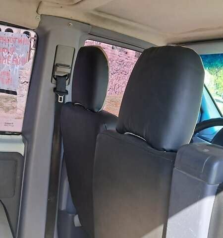 Белый Мерседес Вито, объемом двигателя 2.15 л и пробегом 350 тыс. км за 4300 $, фото 17 на Automoto.ua