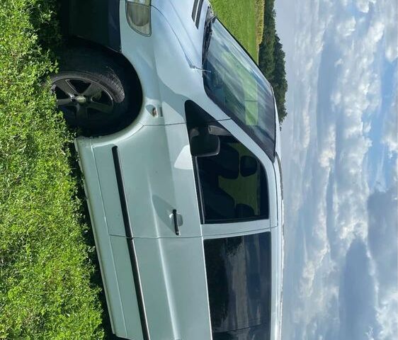 Белый Мерседес Вито, объемом двигателя 2.1 л и пробегом 400 тыс. км за 4300 $, фото 3 на Automoto.ua