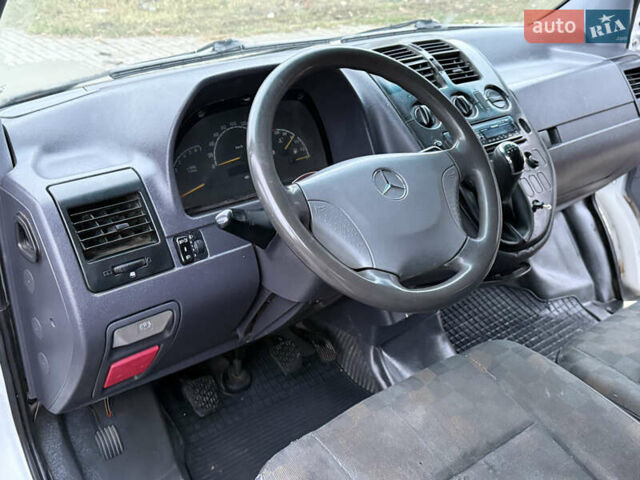 Білий Мерседес Віто, об'ємом двигуна 2.15 л та пробігом 330 тис. км за 3999 $, фото 13 на Automoto.ua
