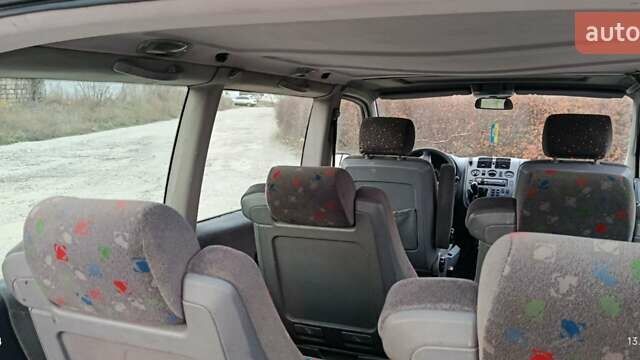 Білий Мерседес Віто, об'ємом двигуна 2.15 л та пробігом 280 тис. км за 5750 $, фото 31 на Automoto.ua