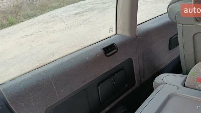 Білий Мерседес Віто, об'ємом двигуна 2.15 л та пробігом 280 тис. км за 5750 $, фото 15 на Automoto.ua