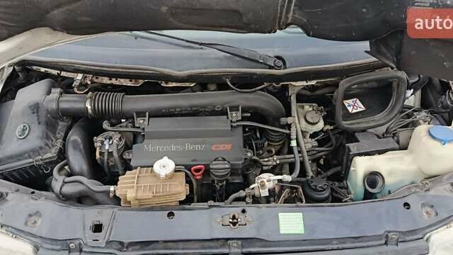 Білий Мерседес Віто, об'ємом двигуна 2.15 л та пробігом 280 тис. км за 5750 $, фото 17 на Automoto.ua