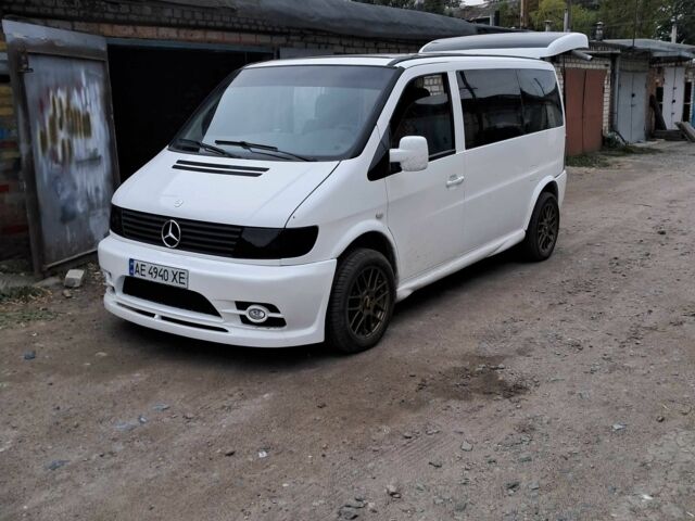 Белый Мерседес Вито, объемом двигателя 2.1 л и пробегом 265 тыс. км за 6400 $, фото 3 на Automoto.ua