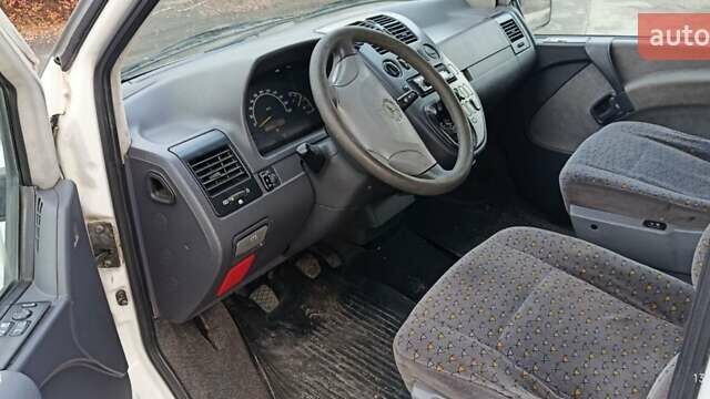 Білий Мерседес Віто, об'ємом двигуна 2.15 л та пробігом 280 тис. км за 5750 $, фото 9 на Automoto.ua