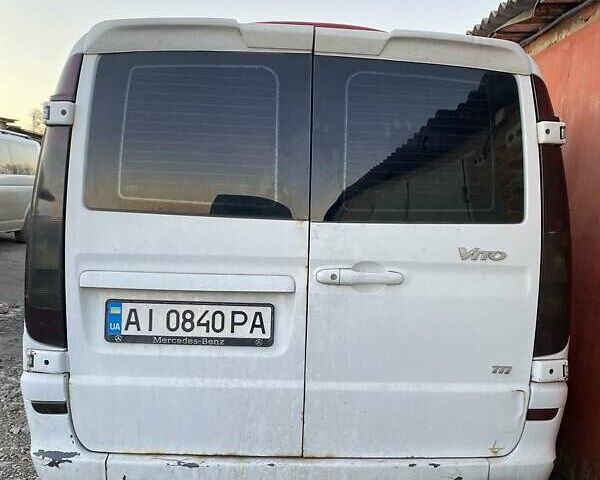 Белый Мерседес Вито, объемом двигателя 2.15 л и пробегом 350 тыс. км за 3500 $, фото 2 на Automoto.ua
