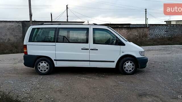 Білий Мерседес Віто, об'ємом двигуна 2.15 л та пробігом 280 тис. км за 5750 $, фото 3 на Automoto.ua