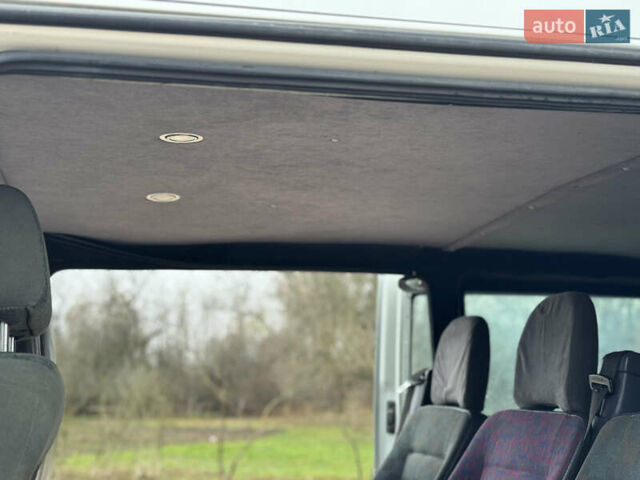 Белый Мерседес Вито, объемом двигателя 2.2 л и пробегом 401 тыс. км за 3300 $, фото 22 на Automoto.ua