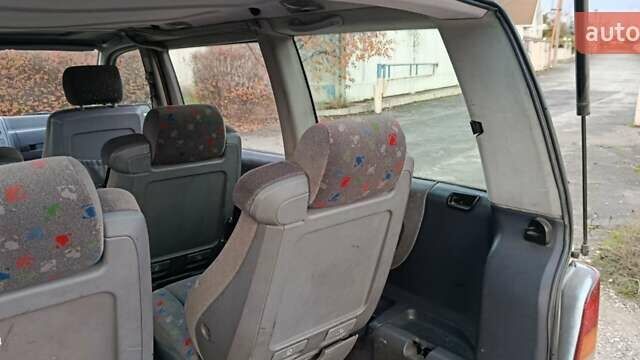 Білий Мерседес Віто, об'ємом двигуна 2.15 л та пробігом 280 тис. км за 5750 $, фото 26 на Automoto.ua