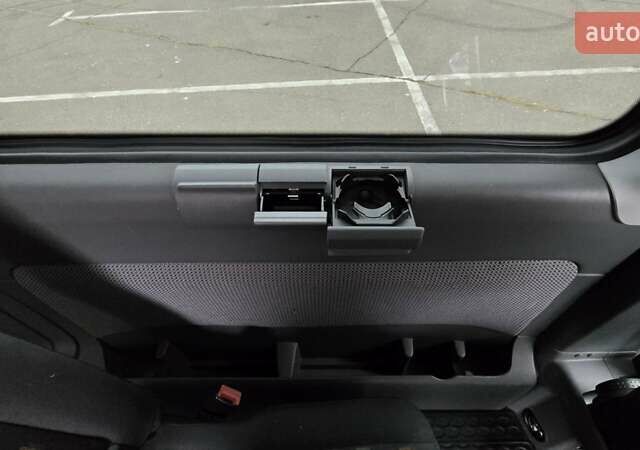 Білий Мерседес Віто, об'ємом двигуна 2.15 л та пробігом 309 тис. км за 7499 $, фото 16 на Automoto.ua