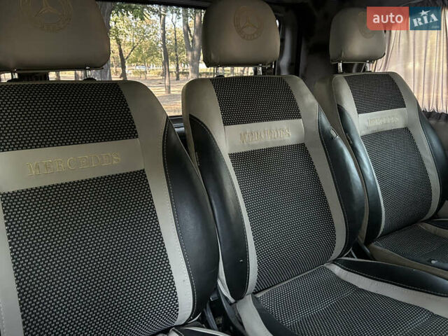 Белый Мерседес Вито, объемом двигателя 2.15 л и пробегом 372 тыс. км за 7999 $, фото 18 на Automoto.ua