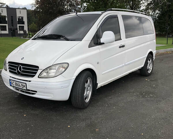 Белый Мерседес Вито, объемом двигателя 2.15 л и пробегом 295 тыс. км за 5500 $, фото 3 на Automoto.ua