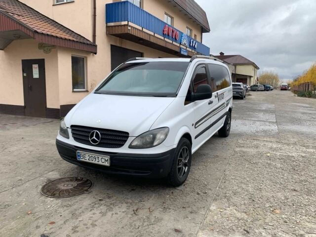 Белый Мерседес Вито, объемом двигателя 2.2 л и пробегом 399 тыс. км за 6200 $, фото 3 на Automoto.ua