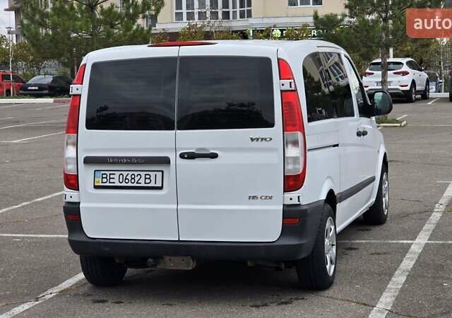 Білий Мерседес Віто, об'ємом двигуна 2.15 л та пробігом 309 тис. км за 7499 $, фото 3 на Automoto.ua