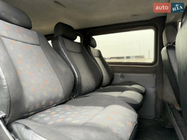 Белый Мерседес Вито, объемом двигателя 2.15 л и пробегом 350 тыс. км за 5400 $, фото 53 на Automoto.ua