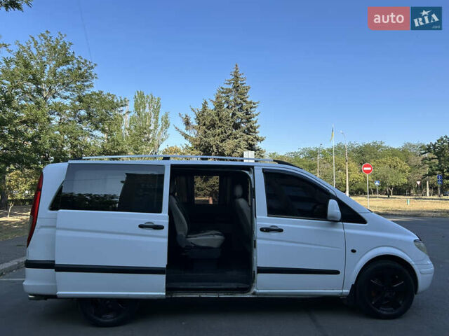 Белый Мерседес Вито, объемом двигателя 2.15 л и пробегом 372 тыс. км за 7999 $, фото 3 на Automoto.ua