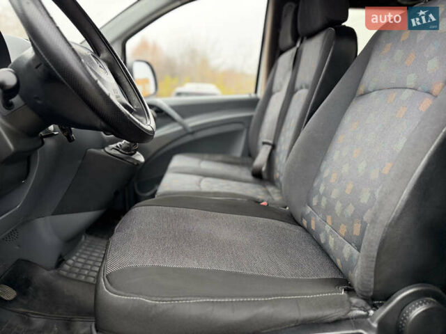 Білий Мерседес Віто, об'ємом двигуна 2.15 л та пробігом 350 тис. км за 4900 $, фото 45 на Automoto.ua