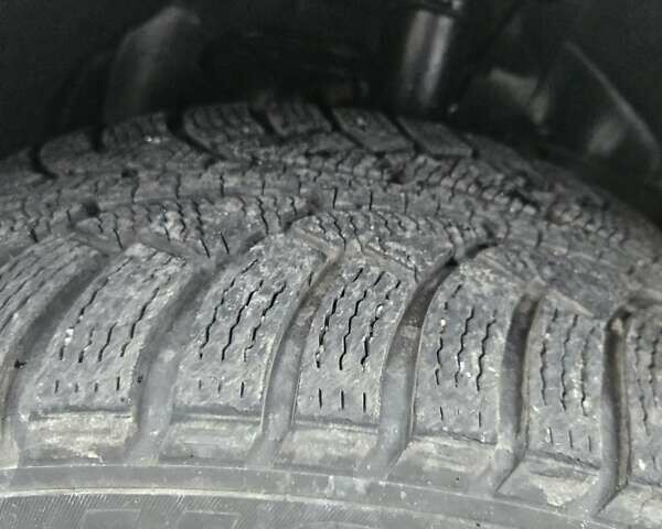 Білий Мерседес Віто, об'ємом двигуна 2.15 л та пробігом 450 тис. км за 5500 $, фото 10 на Automoto.ua