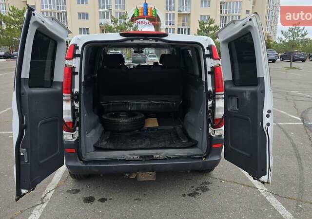 Білий Мерседес Віто, об'ємом двигуна 2.15 л та пробігом 309 тис. км за 7499 $, фото 13 на Automoto.ua