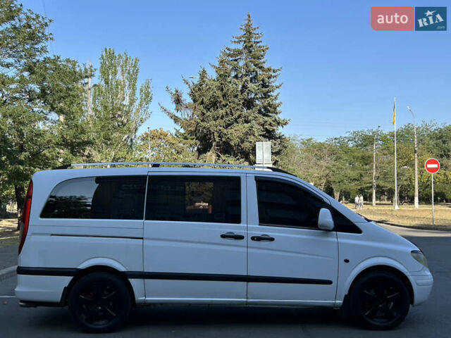 Белый Мерседес Вито, объемом двигателя 2.15 л и пробегом 372 тыс. км за 7999 $, фото 4 на Automoto.ua