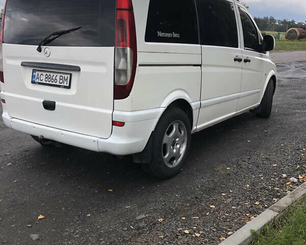 Белый Мерседес Вито, объемом двигателя 2.15 л и пробегом 295 тыс. км за 5500 $, фото 4 на Automoto.ua