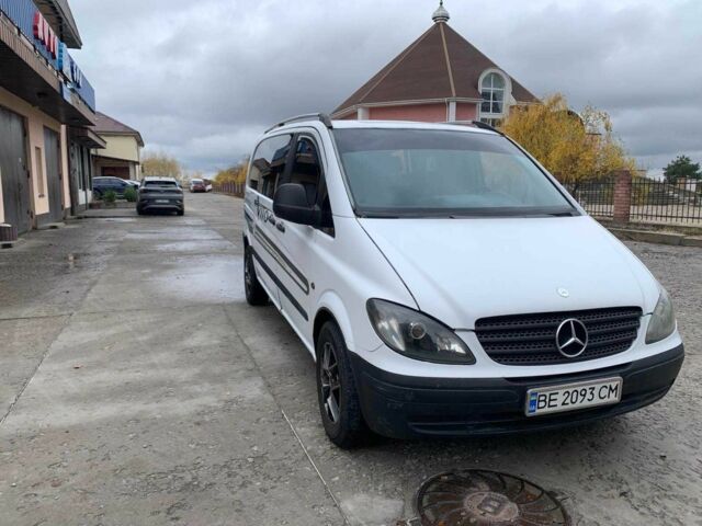 Белый Мерседес Вито, объемом двигателя 2.2 л и пробегом 399 тыс. км за 6200 $, фото 4 на Automoto.ua