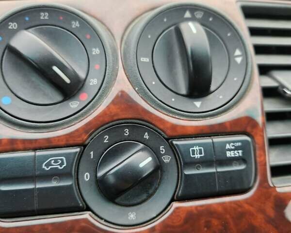 Білий Мерседес Віто, об'ємом двигуна 2.15 л та пробігом 450 тис. км за 5500 $, фото 17 на Automoto.ua