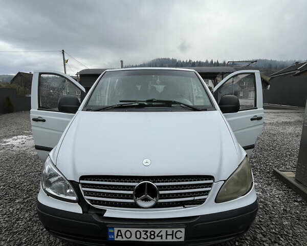 Білий Мерседес Віто, об'ємом двигуна 2.15 л та пробігом 246 тис. км за 4599 $, фото 1 на Automoto.ua