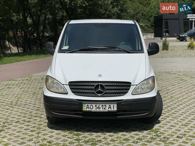 Белый Мерседес Вито, объемом двигателя 2.15 л и пробегом 440 тыс. км за 7200 $, фото 4 на Automoto.ua