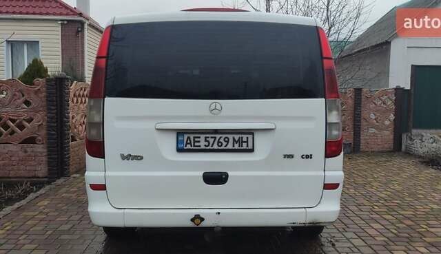 Білий Мерседес Віто, об'ємом двигуна 2.2 л та пробігом 315 тис. км за 6600 $, фото 5 на Automoto.ua