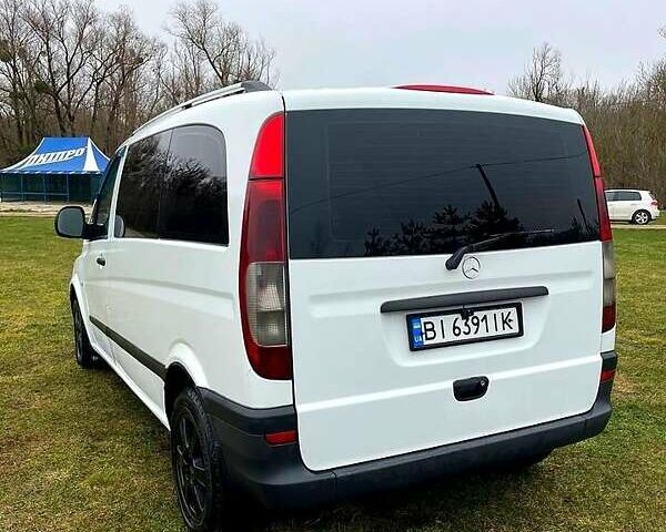 Белый Мерседес Вито, объемом двигателя 2.1 л и пробегом 270 тыс. км за 6500 $, фото 5 на Automoto.ua