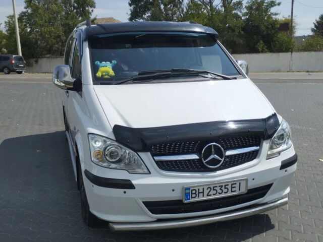 Белый Мерседес Вито, объемом двигателя 2.1 л и пробегом 580 тыс. км за 274 $, фото 2 на Automoto.ua