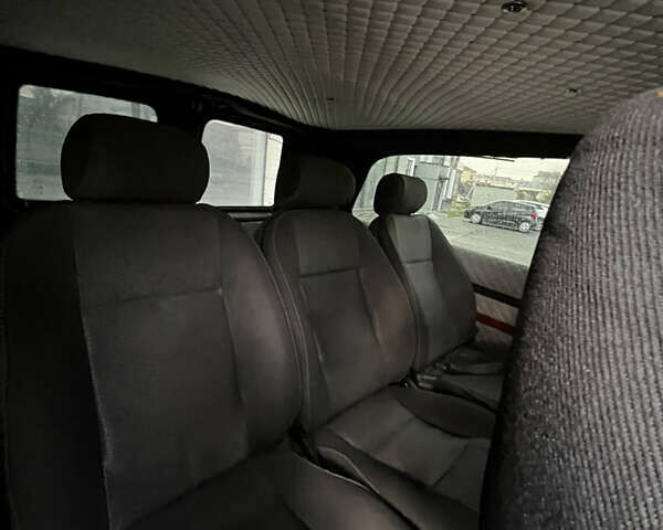 Белый Мерседес Вито, объемом двигателя 2.15 л и пробегом 485 тыс. км за 6700 $, фото 24 на Automoto.ua