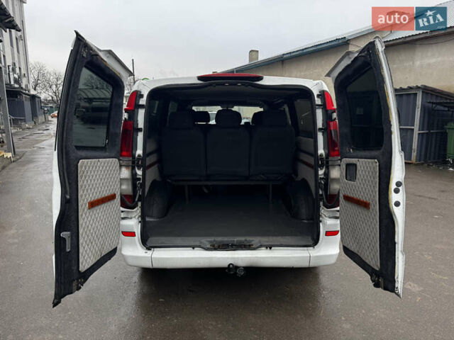 Белый Мерседес Вито, объемом двигателя 2.15 л и пробегом 785 тыс. км за 6600 $, фото 17 на Automoto.ua