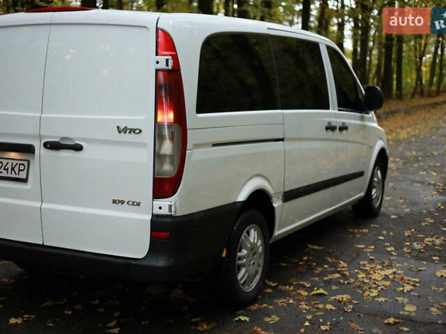 Белый Мерседес Вито, объемом двигателя 2.15 л и пробегом 246 тыс. км за 7299 $, фото 6 на Automoto.ua