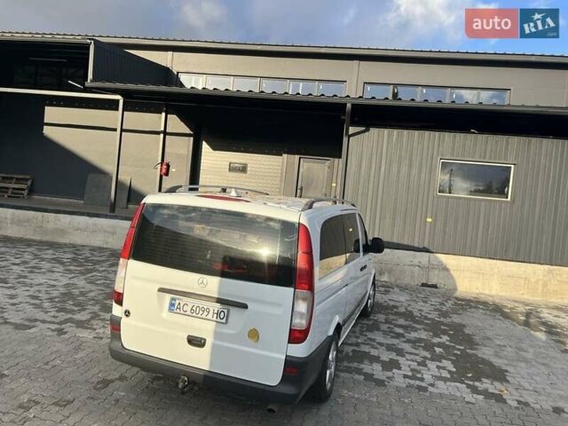 Белый Мерседес Вито, объемом двигателя 2.1 л и пробегом 292 тыс. км за 6700 $, фото 4 на Automoto.ua